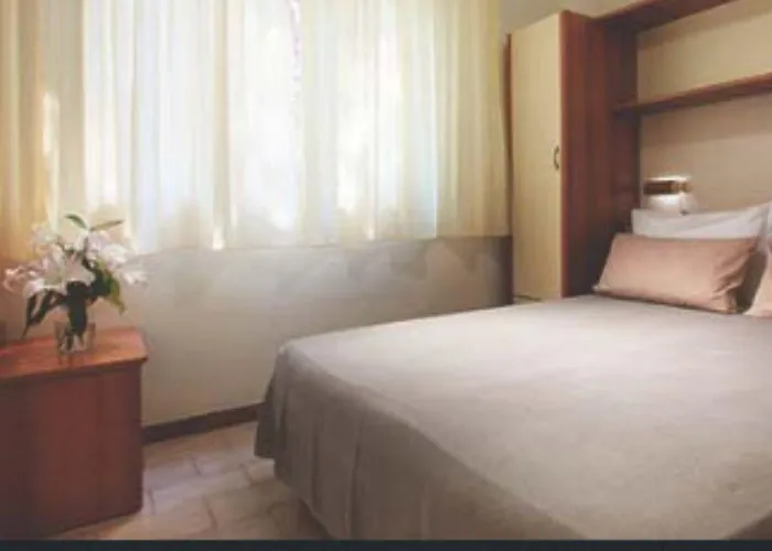 Szálloda Helvetia 3*